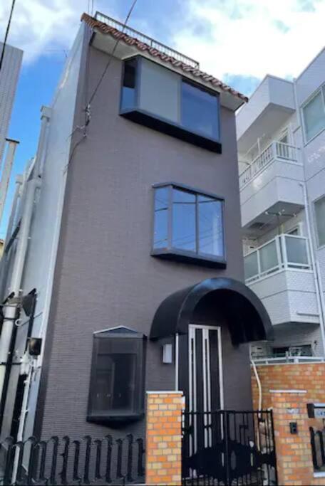 Apartamento ラークホテルお花茶屋