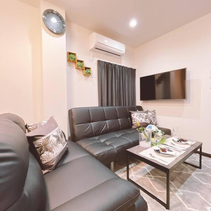 ラークホテルお花茶屋 Apartamento *